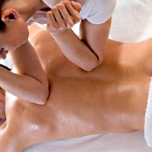 沖縄出張アロママッサージが山梨のご自宅へ